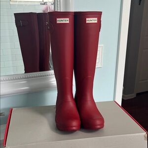 Hunter Deep Red Waterproof Boots